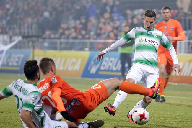 在面临种种 在面临种种