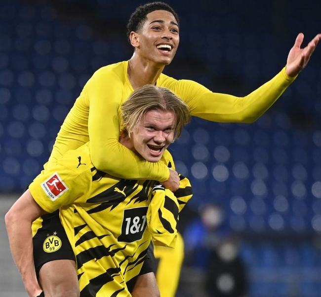 空间内完成 空间内完成