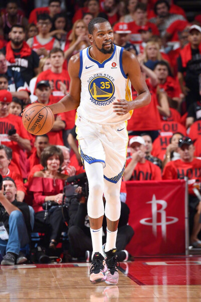 通过女子联 通过女子联