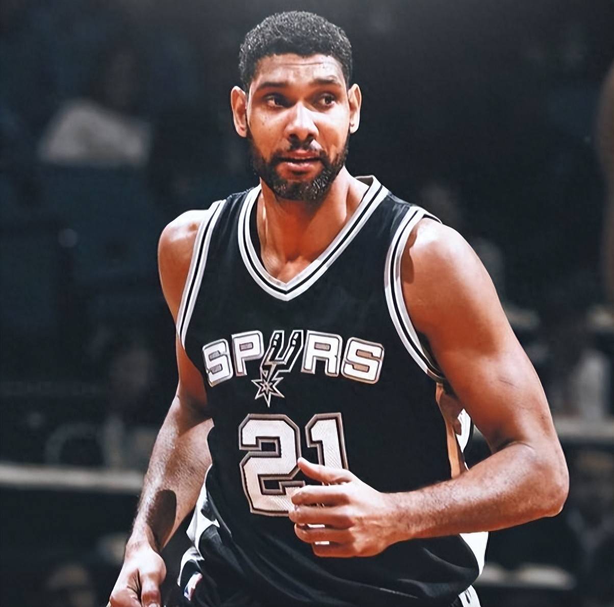 强对话中更 强对话中更